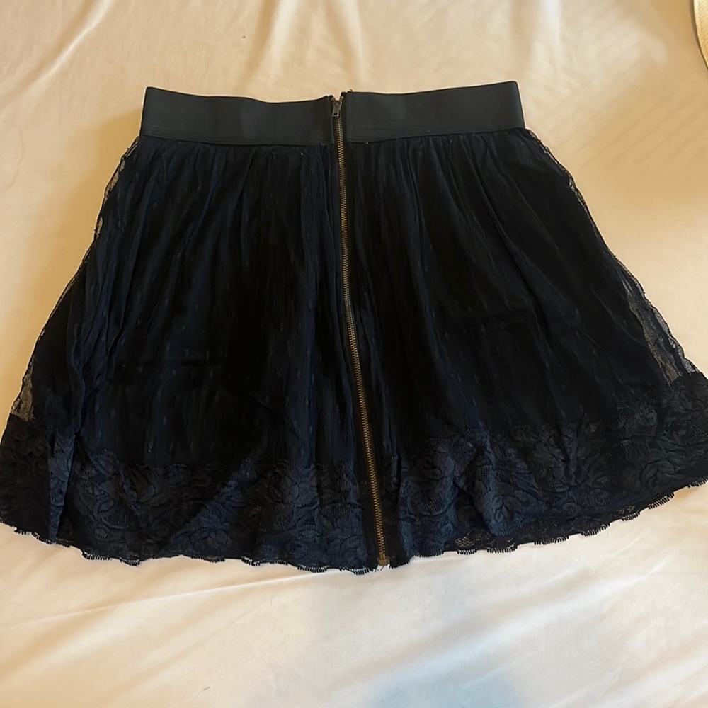 Forever 21 black lace skirt